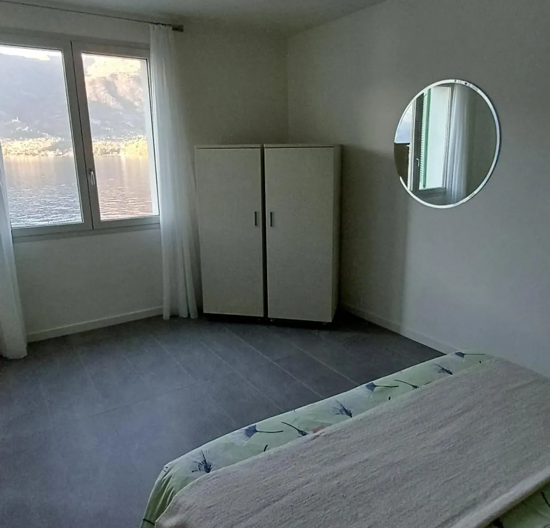 Apartment La Finestra Sul Lago Lezzeno Italy