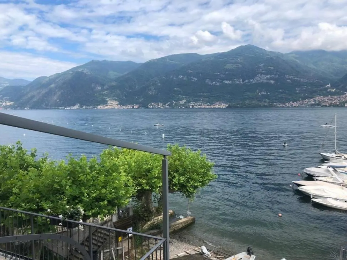 La Finestra Sul Lago Lezzeno Apartment