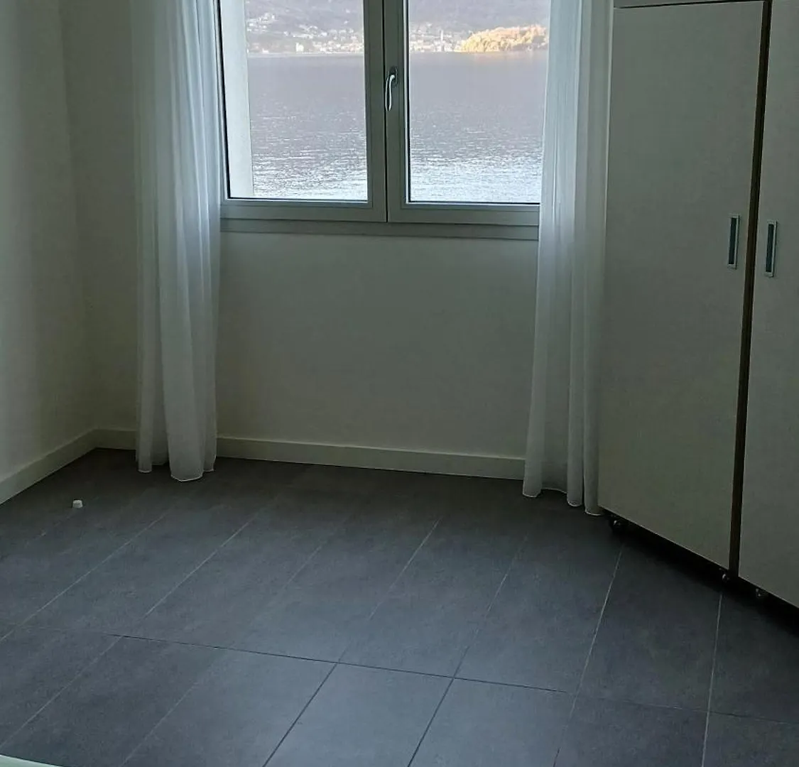La Finestra Sul Lago Lezzeno 0*,  Italy
